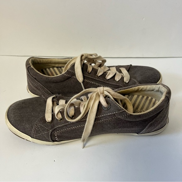 Taos Gray Star Casual Low Top Lace Up Canvas Sneakers Women's 9 - Picture 6 of 11